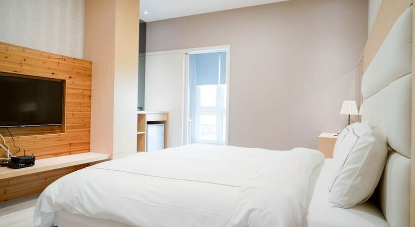 Imagen de la habitación del Hotel Ting-Feng BandB. Foto 10