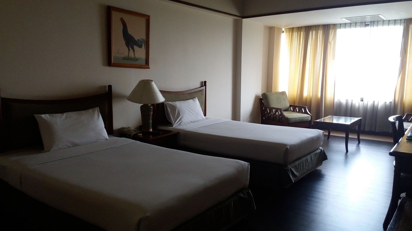 Imagen de la habitación del Hotel Tinidee Bangkok Golf Club. Foto 3