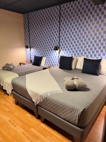 Imagen de la habitación del Hotel Tinka. Foto 6