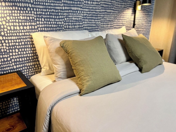 Imagen de la habitación del Hotel Tinka. Foto 8