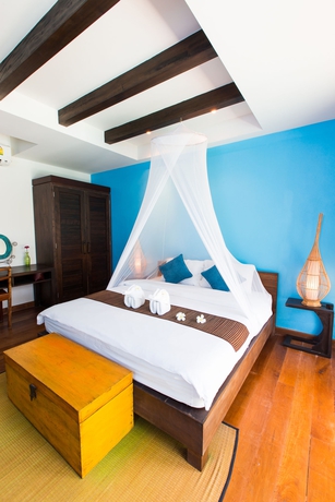 Imagen de la habitación del Hotel Tinkerbell Resort. Foto 3