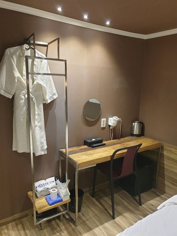 Imagen de la habitación del Hotel Tinto. Foto 12