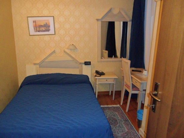 Imagen de la habitación del Hotel Tintoretto. Foto 5