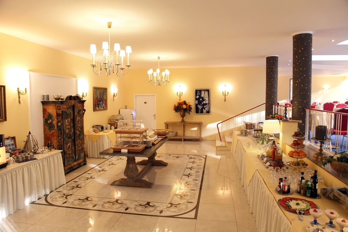 Imagen del bar/restaurante del Hotel Tinytwice Bonn. Foto 3