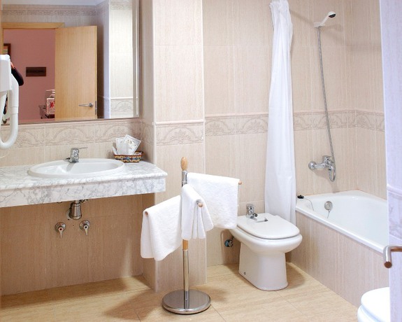 Imagen general del Hotel Tio Felipe. Foto 5