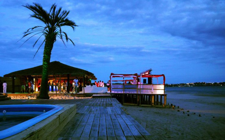 Imagen de los interiores del Hotel Tio Tom Arenas. Foto 5