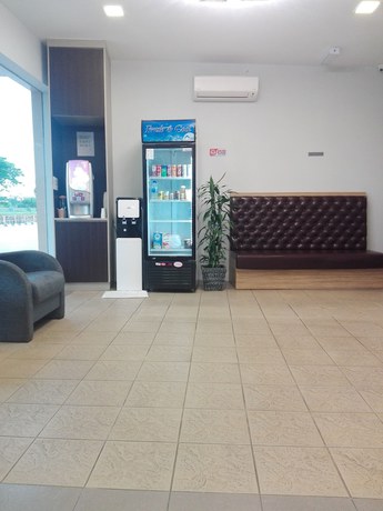 Imagen de los interiores del Hotel Tiong Hua. Foto 18