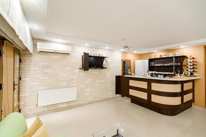 Imagen de los interiores del Hotel Tip Top City Center. Foto 14