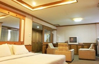 Imagen de la habitación del Hotel Tipchang Lampang Hotel. Foto 5