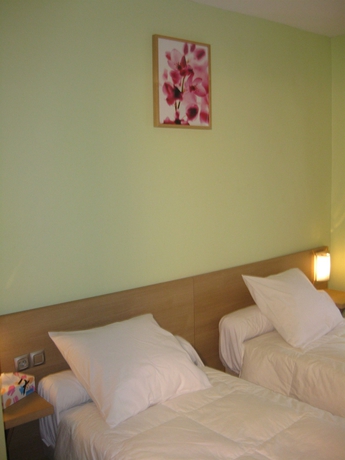 Imagen de la habitación del Hotel Tipi. Foto 8