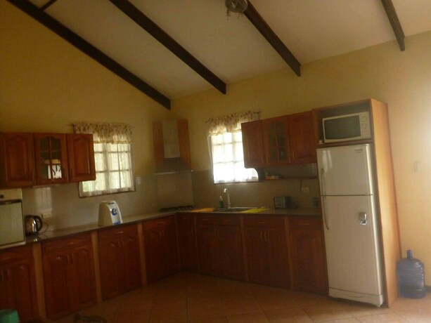 Imagen de la habitación del Hotel Tiptop Resto and Delishop. Foto 11