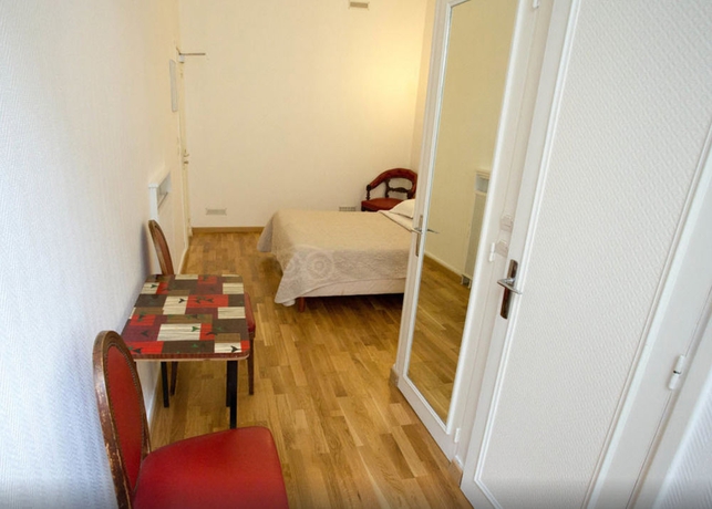 Imagen de la habitación del Hotel Tiquetonne. Foto 7