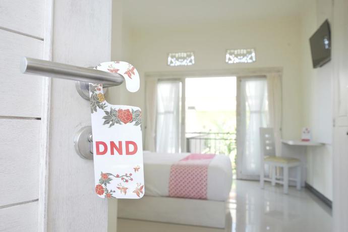 Imagen de la habitación del Hotel Tirai Bambu Jimbaran. Foto 9