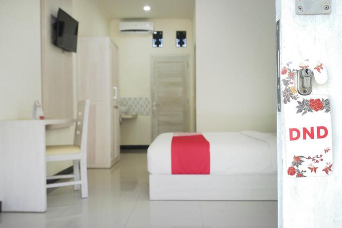 Imagen de la habitación del Hotel Tirai Bambu Jimbaran. Foto 14