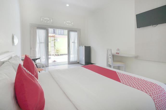 Imagen de la habitación del Hotel Tirai Bambu Jimbaran. Foto 15