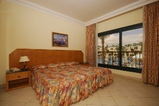 Imagen de la habitación del Hotel Tirana Island View. Foto 6