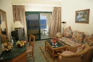 Imagen de la habitación del Hotel Tirana Island View. Foto 8
