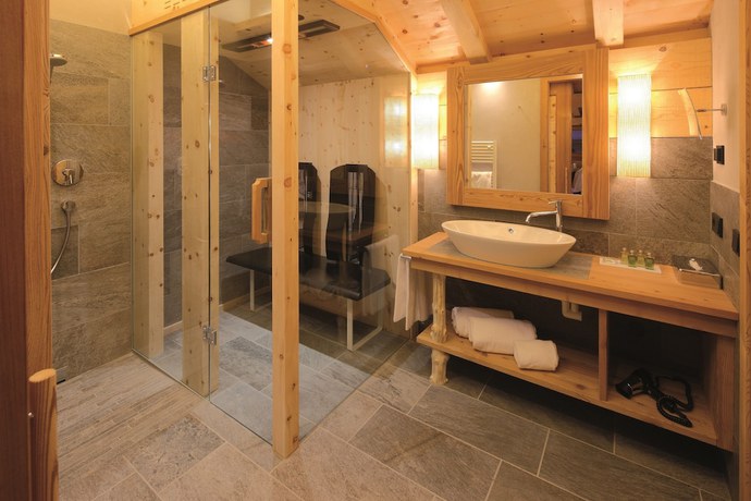 Imagen de la habitación del Hotel Tirler - Dolomites Living. Foto 2