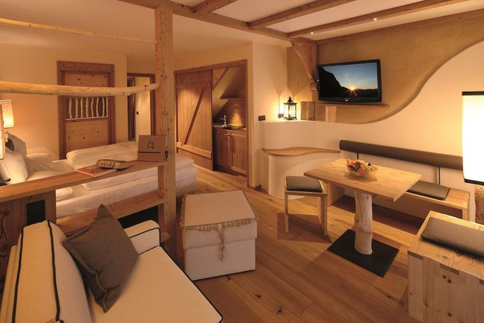 Imagen de la habitación del Hotel Tirler - Dolomites Living. Foto 7