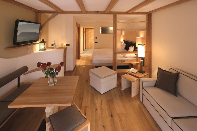 Imagen de la habitación del Hotel Tirler - Dolomites Living. Foto 8