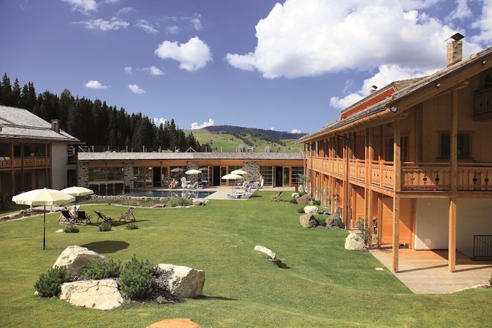 Imagen general del Hotel Tirler - Dolomites Living. Foto 1