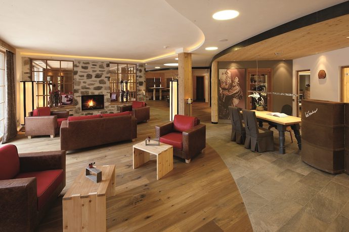 Imagen de los interiores del Hotel Tirler - Dolomites Living. Foto 19