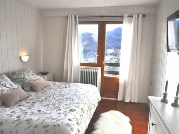 Imagen de la habitación del Hotel Tirol, Formigal. Foto 12