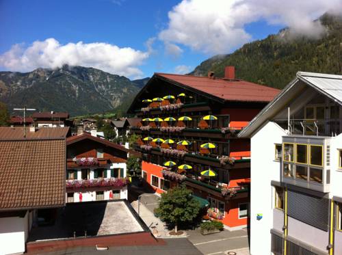 Imagen de la habitación del Hotel Tiroler Adler Bed and Breakfast. Foto 2
