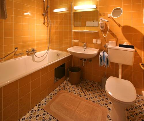 Imagen de la habitación del Hotel Tiroler Adler Bed and Breakfast. Foto 5
