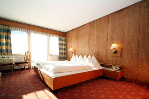 Imagen de la habitación del Hotel Tiroler Adler Bed and Breakfast. Foto 6