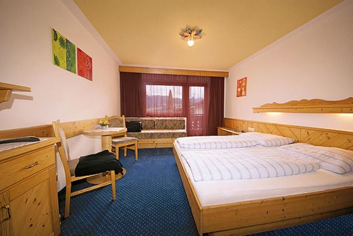 Imagen del bar/restaurante del Hotel Tirolerhof, Endfelden. Foto 5