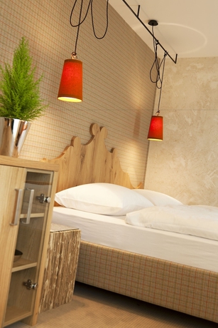 Imagen de la habitación del Hotel Tirolerhof. Foto 9