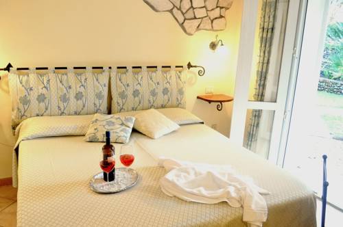 Imagen de la habitación del Hotel Tirrena Bike & Country. Foto 14