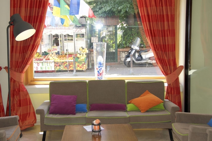 Imagen de los interiores del Hotel Tirrenia. Foto 16