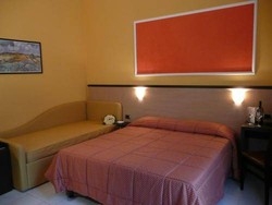 Imagen de la habitación del Hotel Tirrenia, Viareggio. Foto 14
