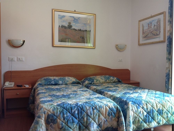 Imagen de la habitación del Hotel Tirreno, Esquilino. Foto 3