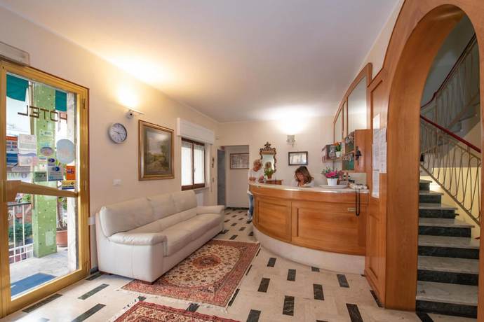 Imagen de los interiores del Hotel Tirreno, Piani di Celle. Foto 16