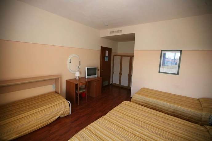 Imagen de la habitación del Hotel Tirreno, Santa Giulia. Foto 14