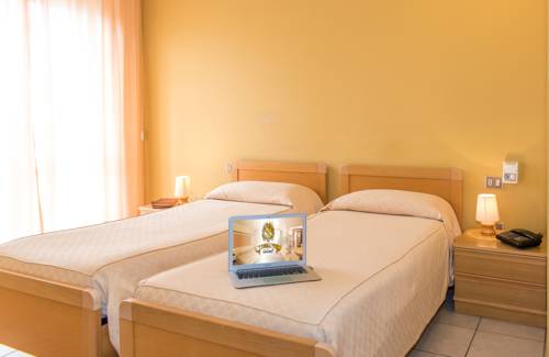 Imagen de la habitación del Hotel Tirreno, Sapri. Foto 4
