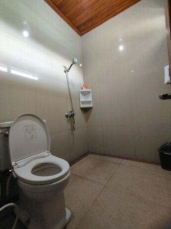 Imagen general del Hotel Tirtasari Nice Guesthouse 2. Foto 10