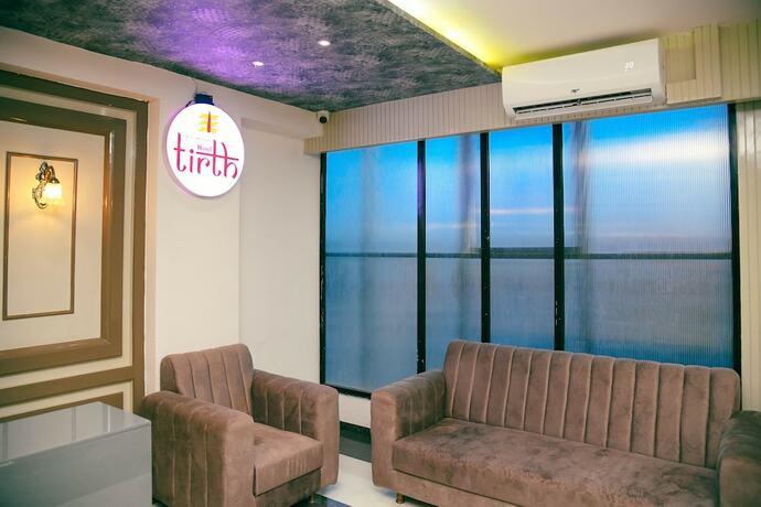 Imagen general del Hotel Tirth By Sonu Cafe. Foto 8