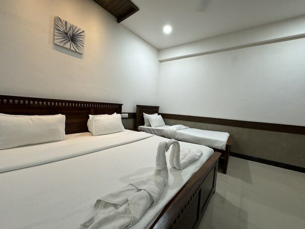 Imagen general del Hotel Tirth By Sonu Cafe. Foto 11