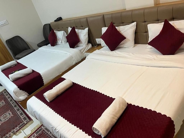 Imagen de la habitación del Hotel Tirupati Inn. Foto 9