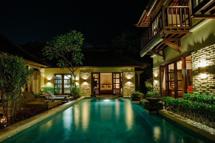 Imagen de la piscina del Hotel Tis Villas Seminyak By Premier Hospitality Asia. Foto 12