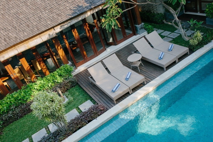 Imagen de la piscina del Hotel Tis Villas Seminyak By Premier Hospitality Asia. Foto 15