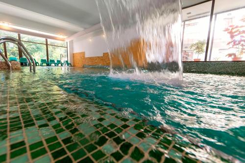 Imagen general del Hotel Tisa, Băile Olănești. Foto 9