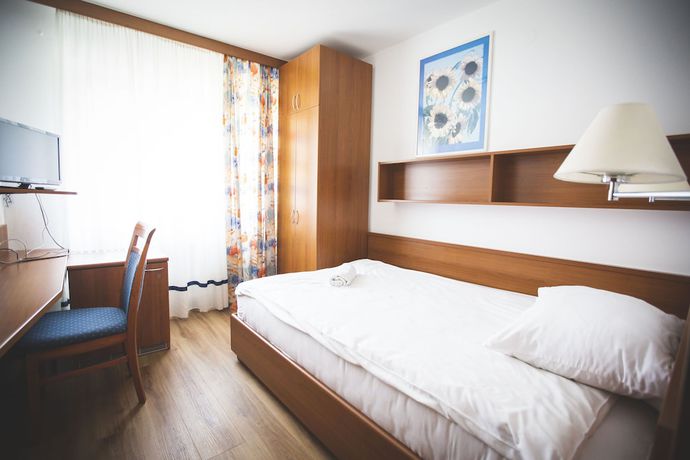Imagen de la habitación del Hotel Tisa. Foto 2