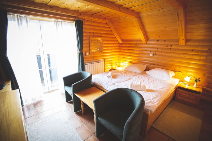 Imagen de la habitación del Hotel Tisa. Foto 18