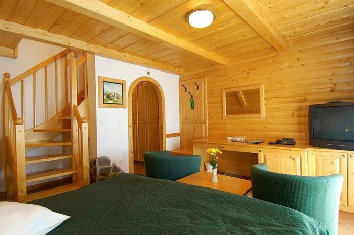 Imagen de la habitación del Hotel Tisa. Foto 19