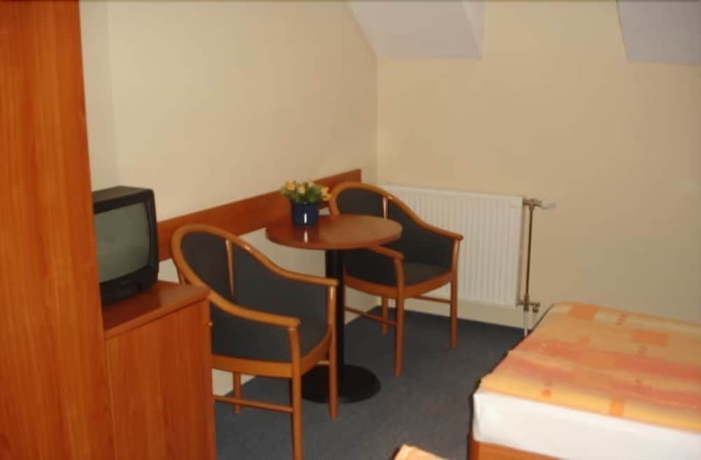 Imagen de la habitación del Hotel Tisza Alfa. Foto 8